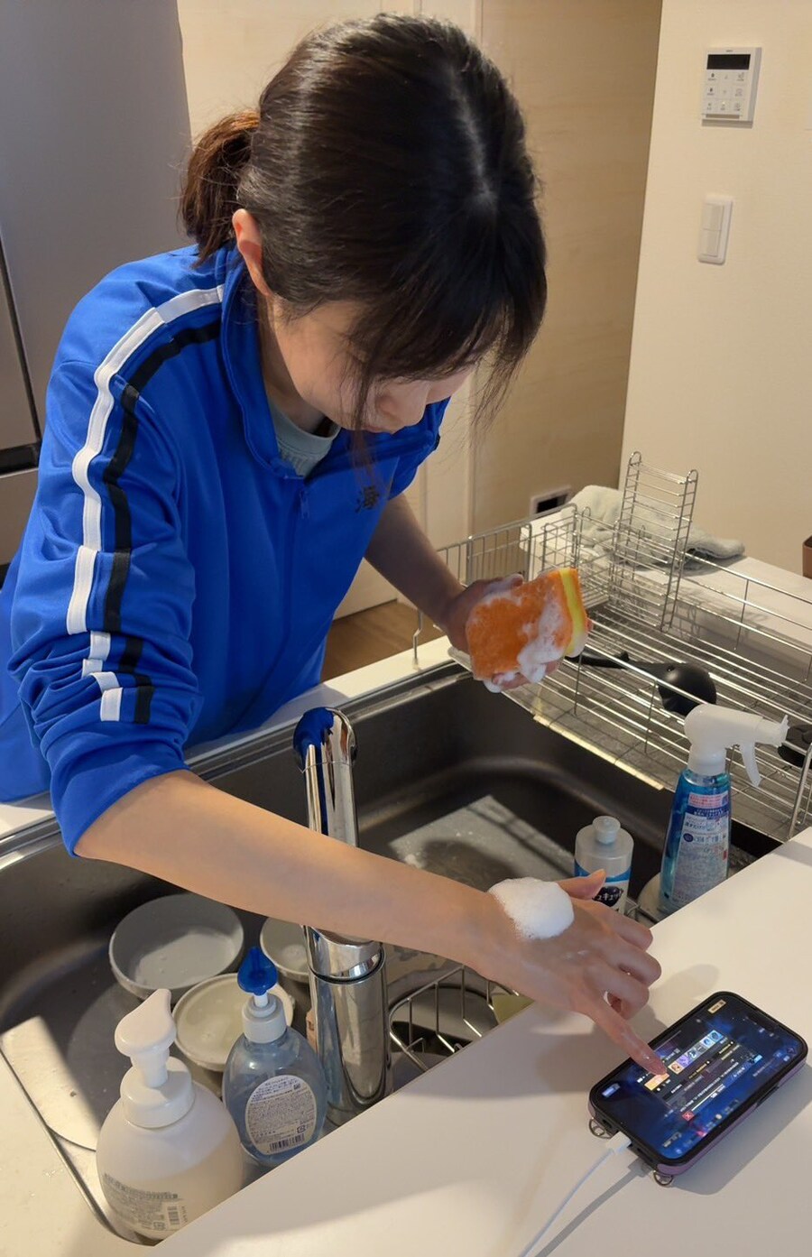 일본 할로윈 기념 "수수한 코스프레 2025"_9.jpg