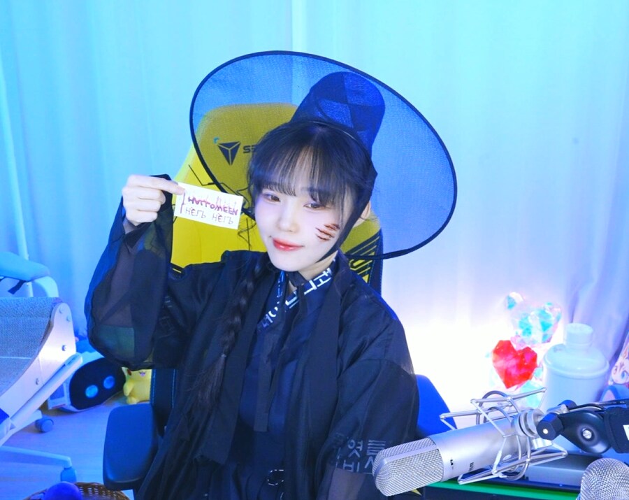 새봄TV] 버추얼아이돌 그룹 데뷔!! "사령화" 같이보기/스팀 공포겜 /덕르코프_2.png