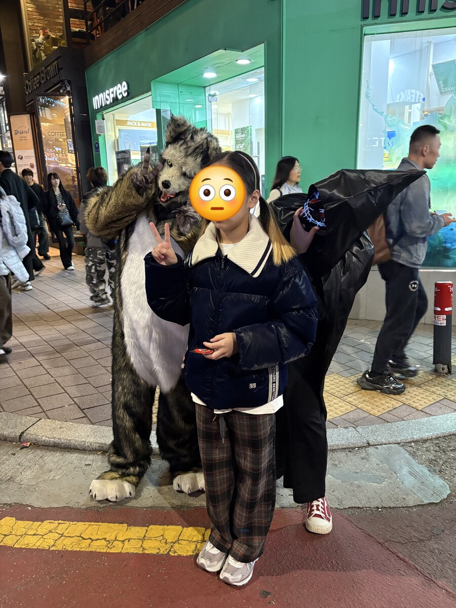 홍대에서 늑대 퍼리 퍼슈트 코스프레 하고 왔다_12.jpg