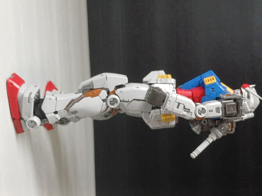 건프라) 드디어 rg 건담 2.0 소체 조립 완성_2.jpg