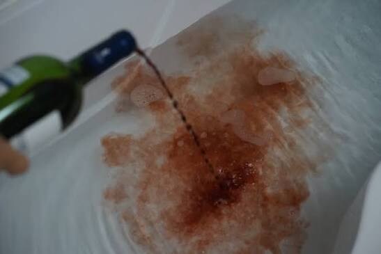 성우) 후배 : "선배님, 혹시 술로 샤워도 하시나요?"_2.jpg