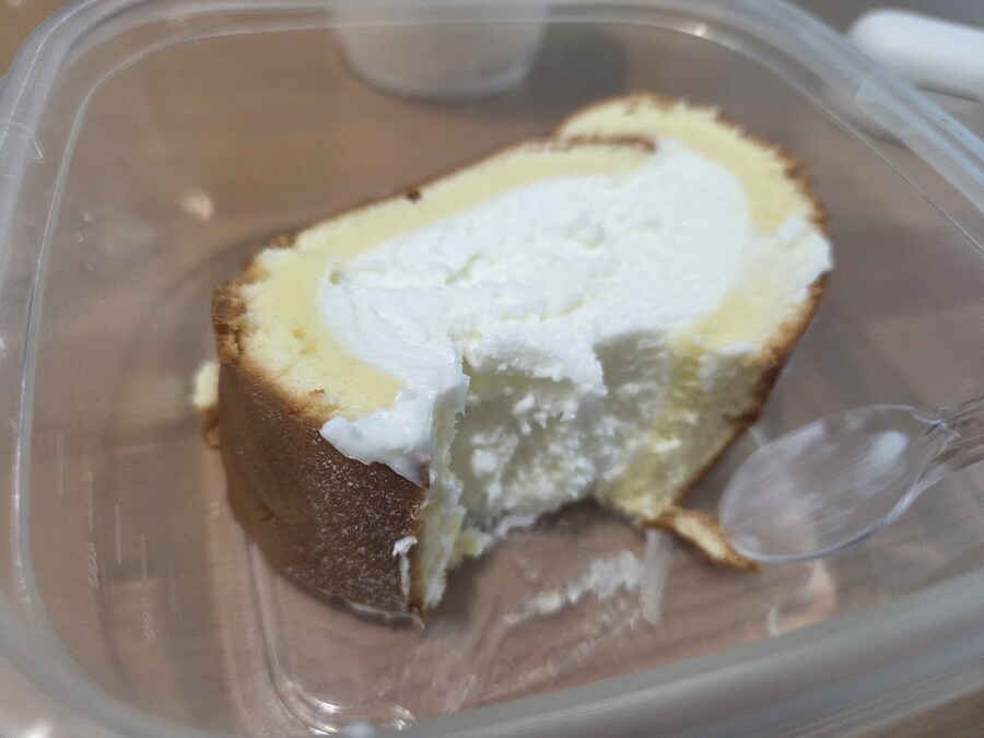 코스트코 우유크림 롤케이크_7.jpg