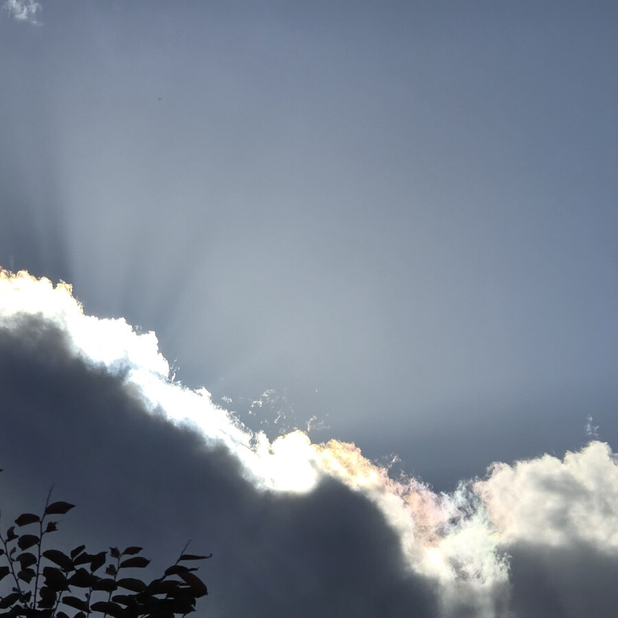 사진)구름 뒤의 태양_2.jpg