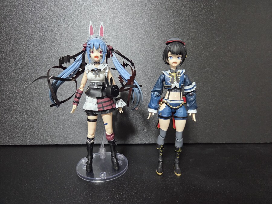 버튜버) 걸프라로 만들어본 페코라 신의상_8.jpg