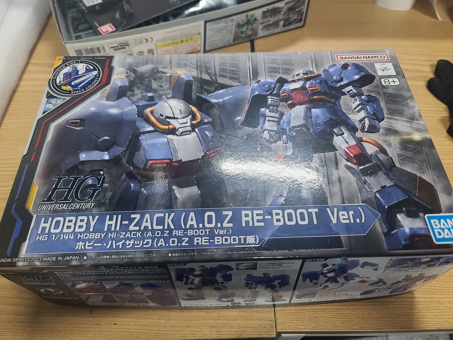 HGUC 하비 하이잭 역습의샤아 컬러 명암도색 입니다._1.jpg