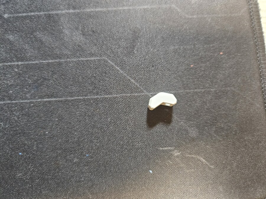 부품 위치 질문 좀..._2.jpg