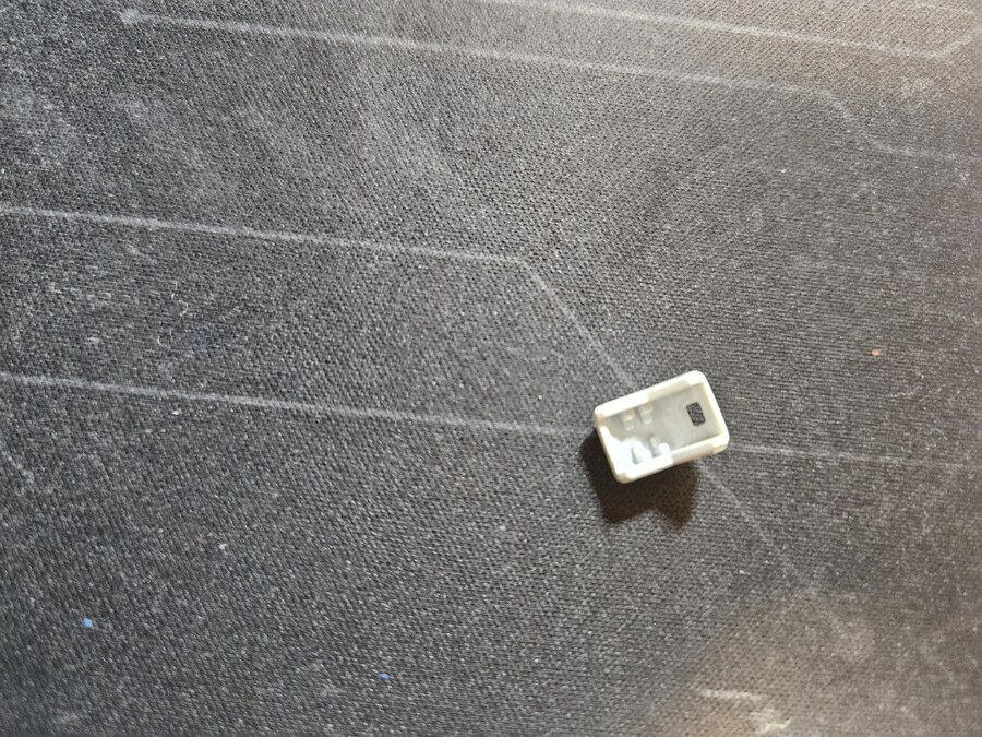 부품 위치 질문 좀..._3.jpg