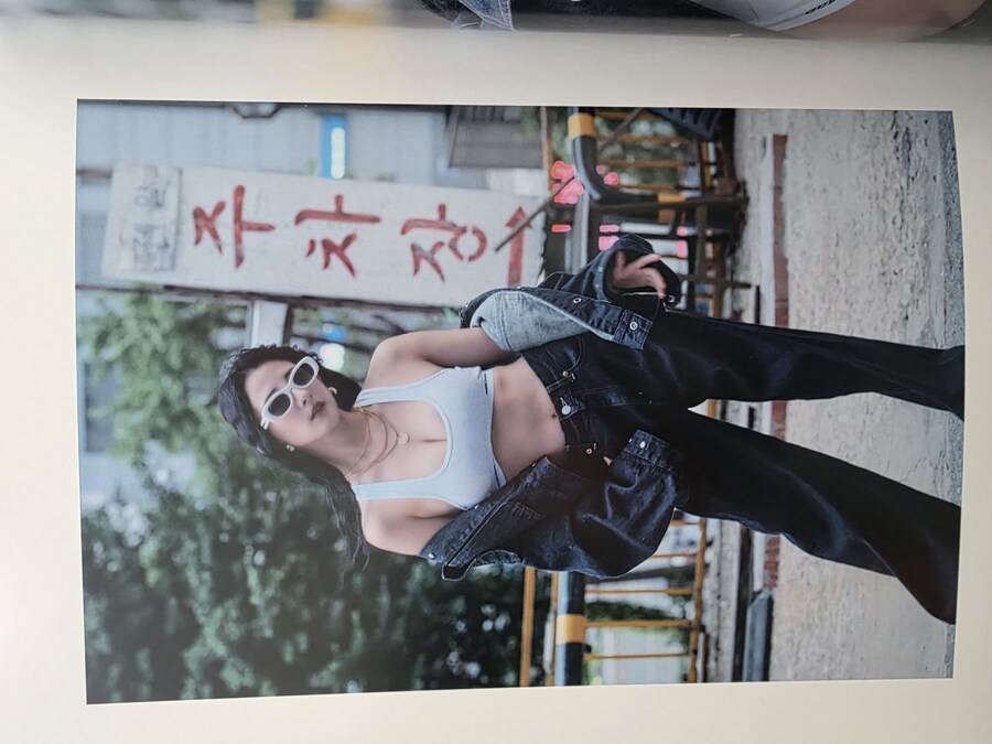 AOI 1st 사진집 I'm Beauty_5.jpg