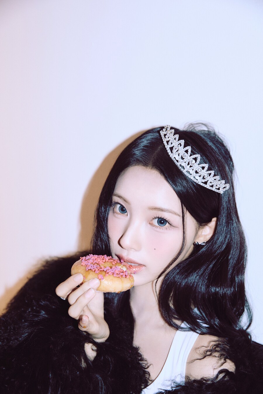 [리센느] "lip bomb" 콘셉트 포토 1_4.jpg