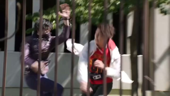 [가면라이더 드라이브] 적이 된 아군 vs 아군이 된 적_13.jpg