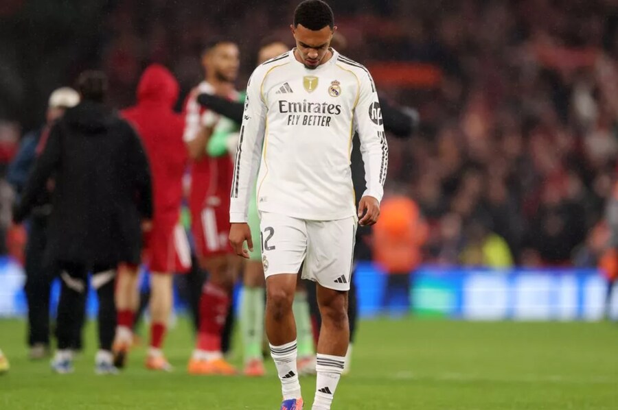 축구) ㅋㅋㅋ 돌아오니까 기분이 어때?_1.png