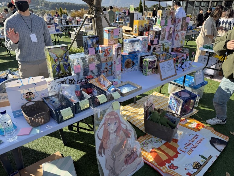 이상훈TV X 춘천 220볼트 (카페) / 춘천 첫 플리마켓 셀러 참전_2.jpg