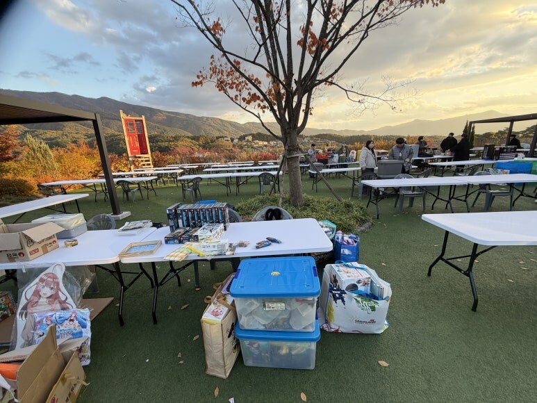 이상훈TV X 춘천 220볼트 (카페) / 춘천 첫 플리마켓 셀러 참전_19.jpg