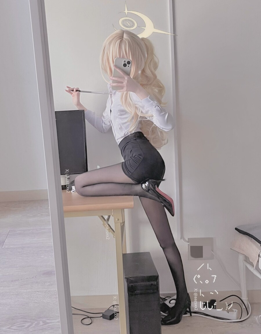 코스) 이게 몸매지 ㅋㅋㅋㅋㅋㅋㅋㅋㅋ_1.jpg