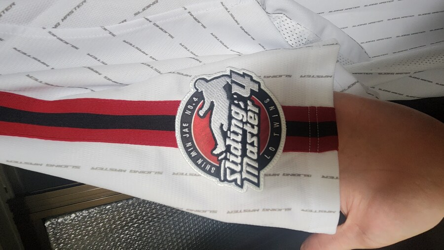 [야구] 내 야구인생 첫 유니폼_3.jpg