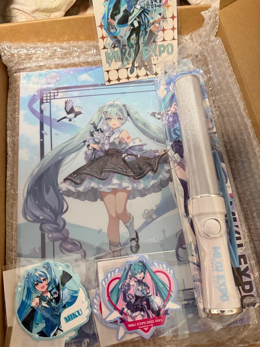 미쿠 엑스포 굿즈 도착_2.jpg