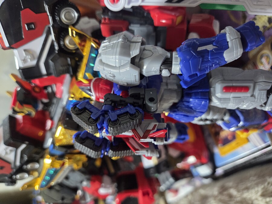 SMP] 볼테스 V 레거시 버전 도착_2.jpg