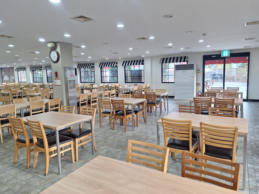 경주월드 푸드오클락 푸드코트_5.jpg