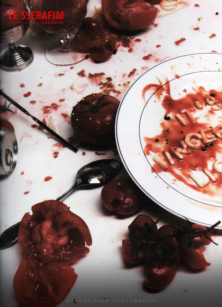 르세라핌 'SPAGHETTI'_15.jpg