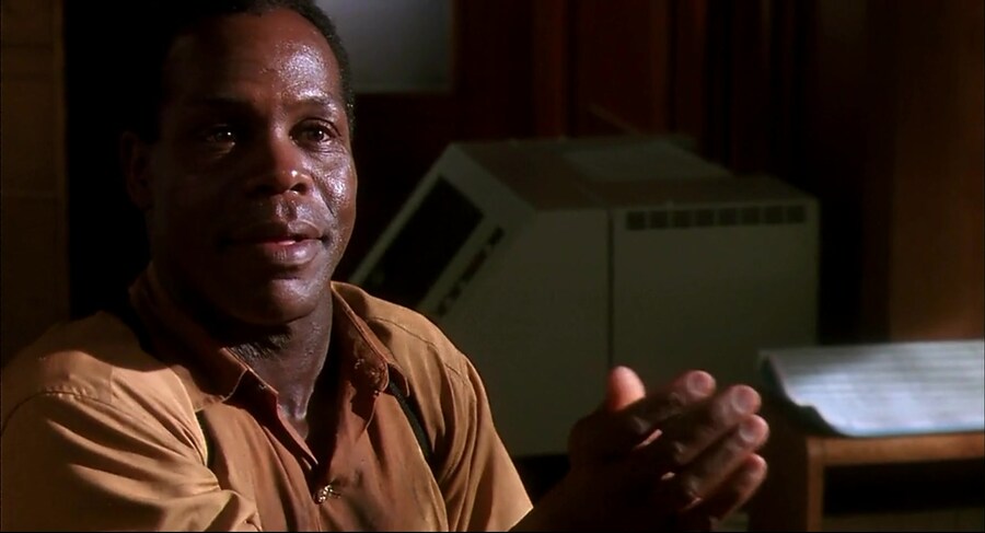 프레데터 2편의 주인공_2.jpg