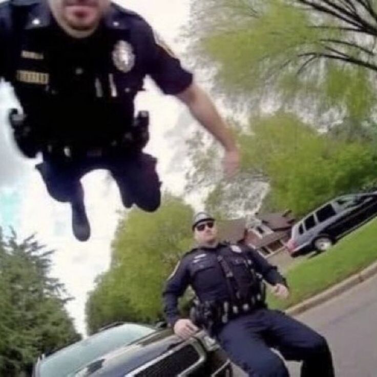 으악! 플라잉 경찰이닷!_1.jpg