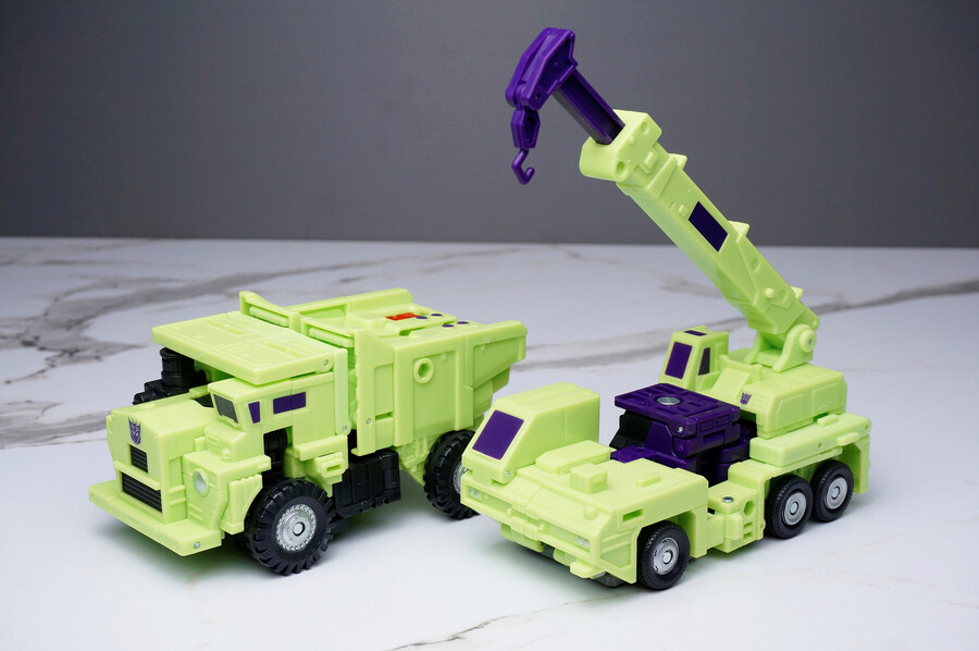 트랜스포머 SS86 데바스테이터_4.jpg