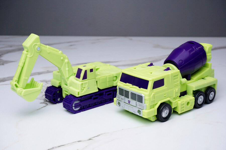 트랜스포머 SS86 데바스테이터_5.jpg