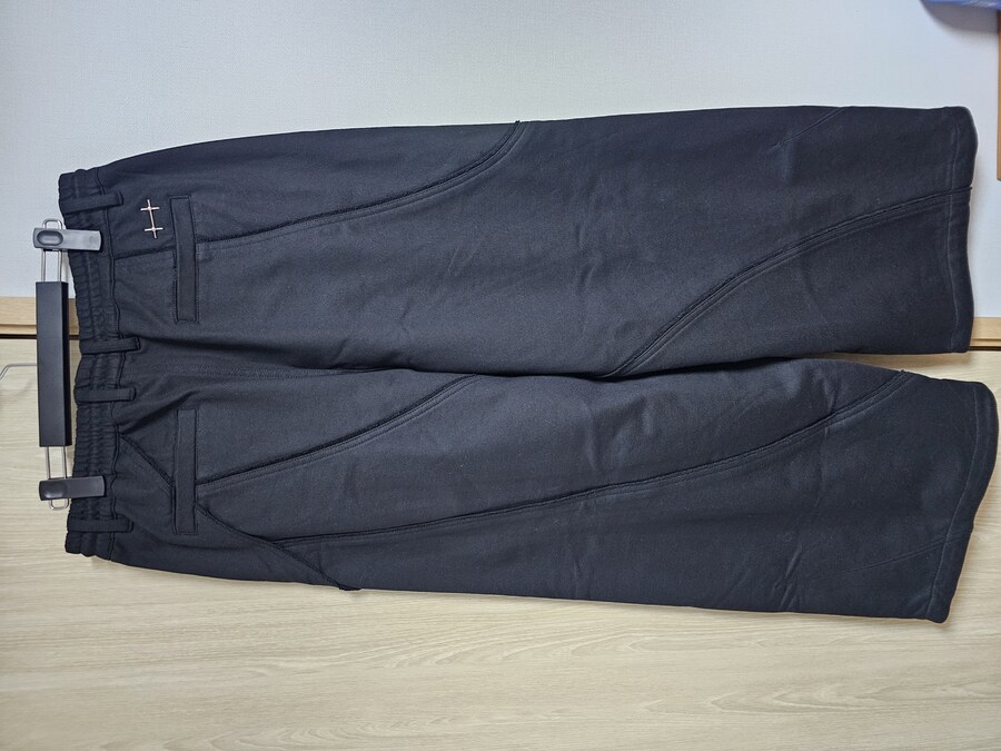 송지오 엘리엇 에밀 콜라보 스웻팬츠_3.jpg