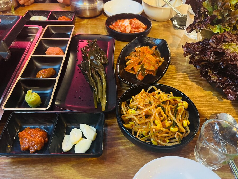 동네 맛있는 삼겹살 식당_1.jpg