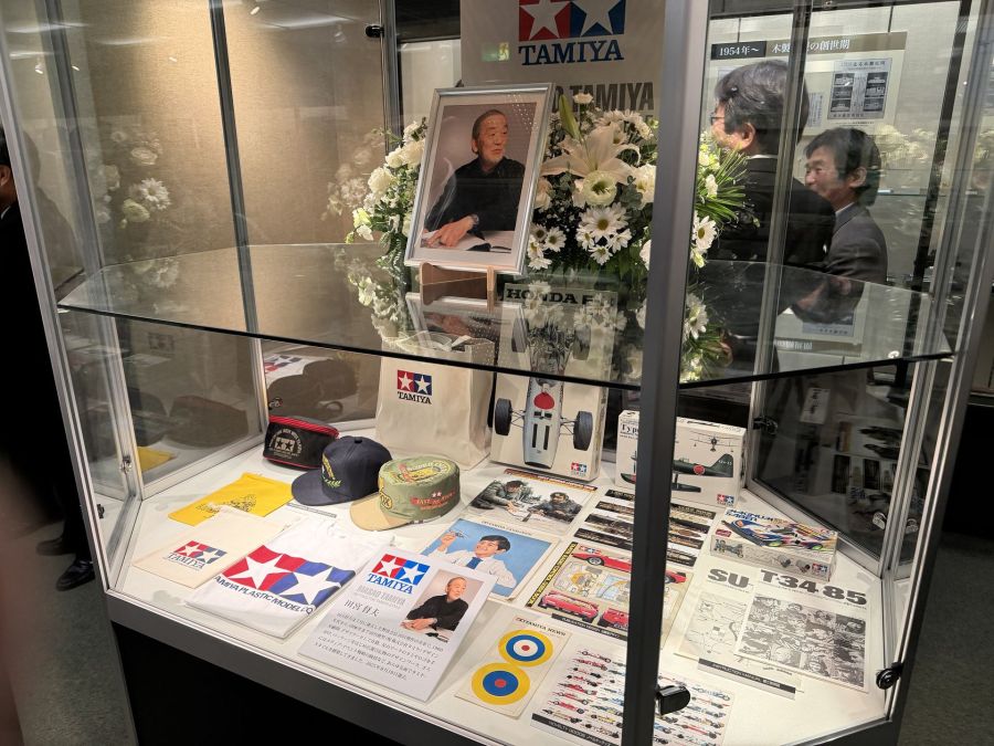 [타미야] 대표 이사 회장 타미야 슌사쿠 이별의 모임 현장 사진_9.jpg