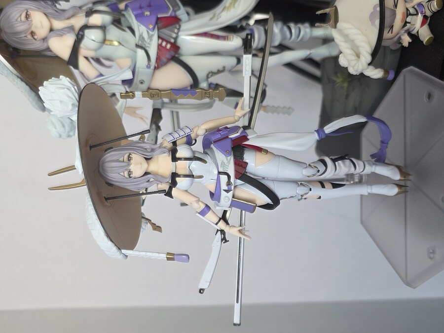 피그마 니케 홍련_3.jpg