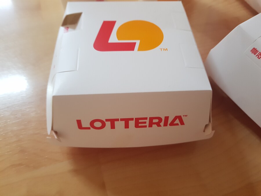 단종된 최애버거 되살리기_1.jpg