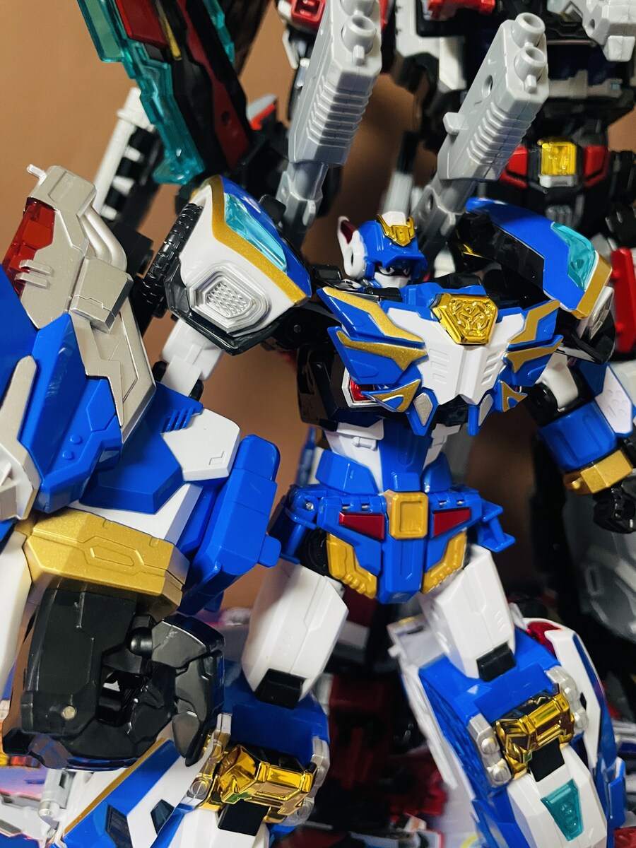 국산 로봇 완구의 미래가 밝습니다_1.jpg