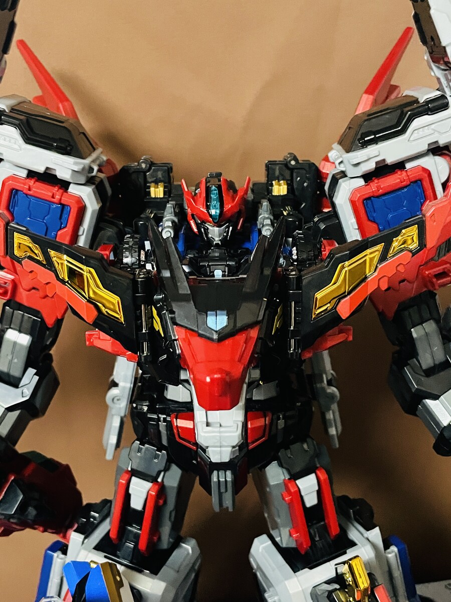 국산 로봇 완구의 미래가 밝습니다_2.jpg