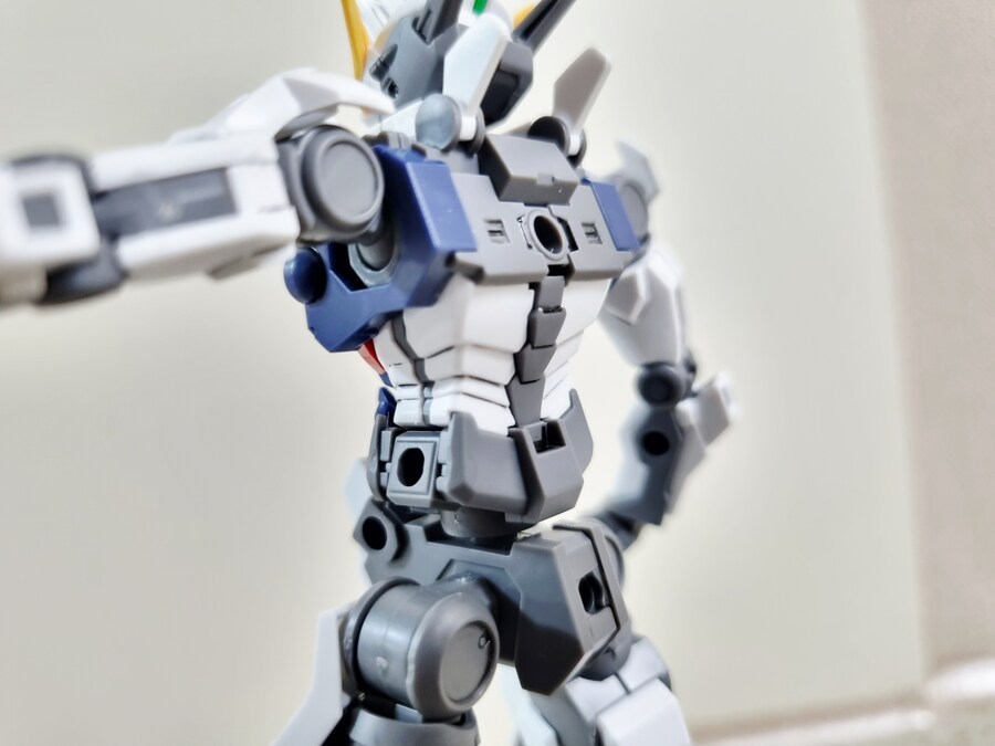 남은 건담은 단 1대뿐.. 건담 지리우스!_5.jpg