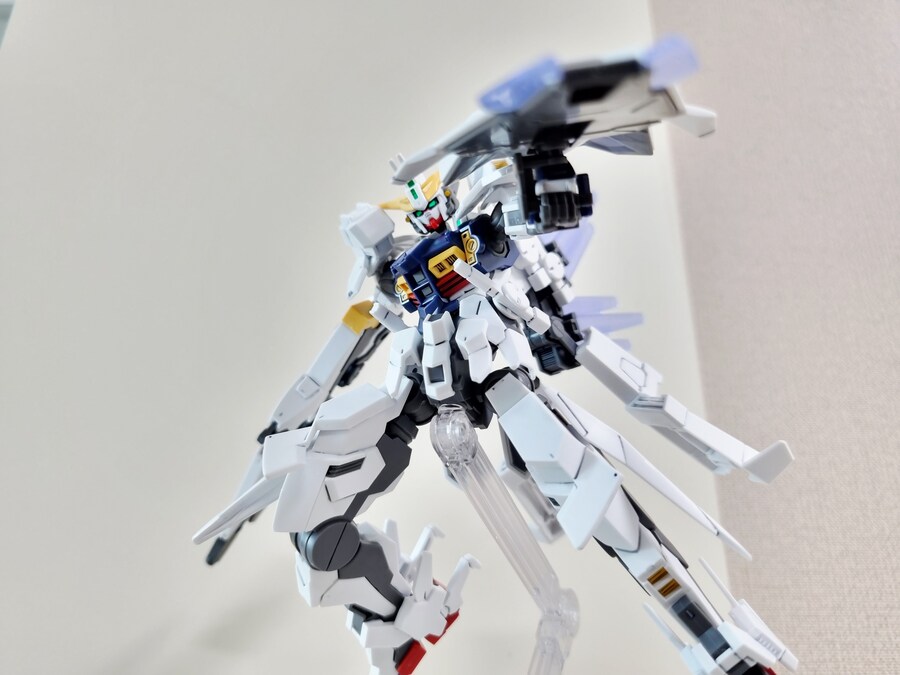 남은 건담은 단 1대뿐.. 건담 지리우스!_18.jpg