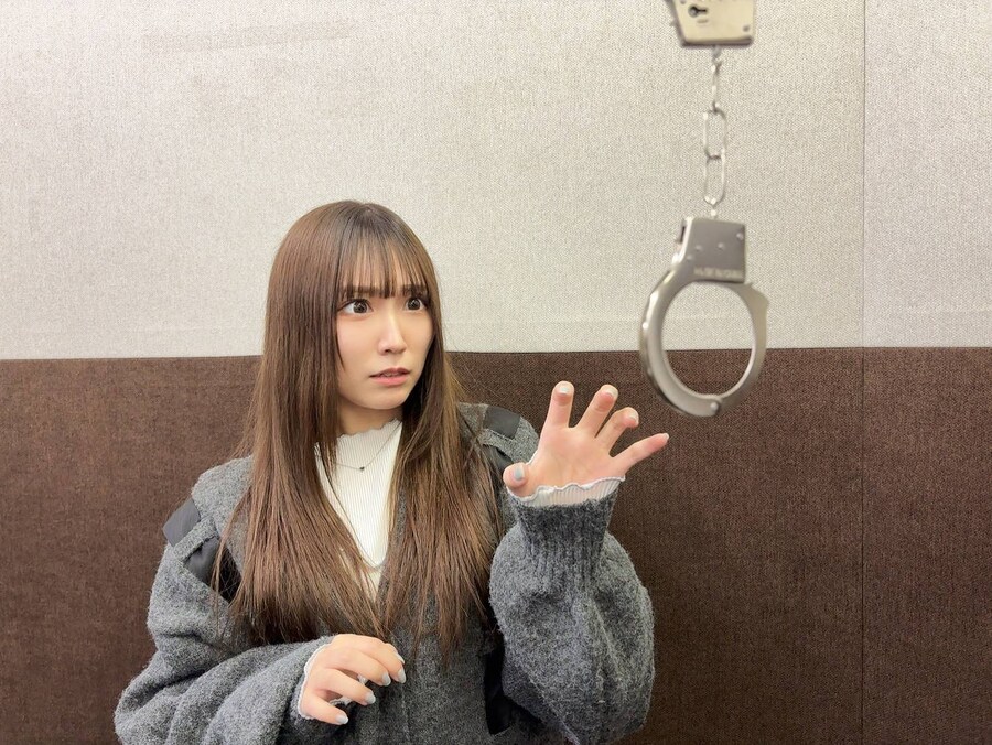 안쥬 발 진술하는 아이냐 아죠씨_1.jpg