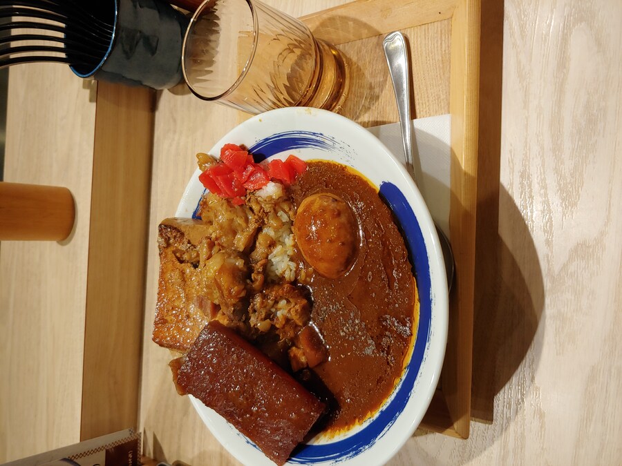 일본 워홀 18일차 먹고 실망했던 니쿠메시 오카모토_1.jpg