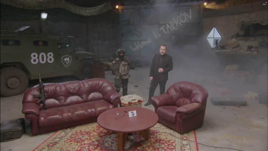 타르코프) 니키타 녀석 정식출시라고 차려입고 왔네_1.png