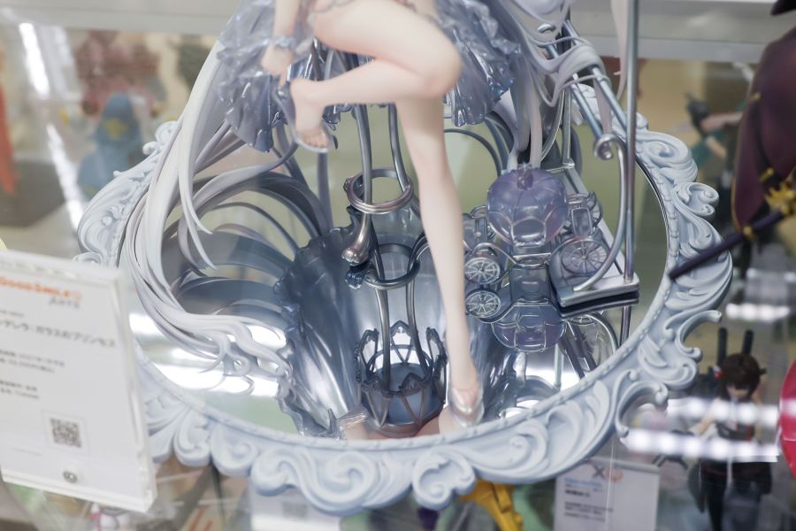 [굿 스마일] 1/7 승리의 여신: 니케 - 신데렐라: 글라스의 프린세스 전시 2_11.jpg