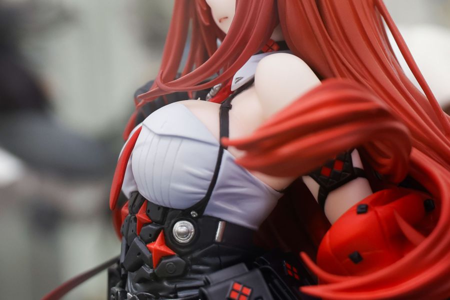 [플레어] 승리의 여신: 니케 - 라피: 레드 후드 전시 사진 2_7.jpg