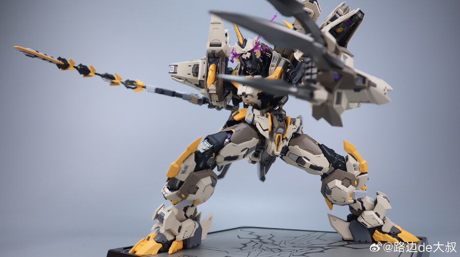 [모쇼토이즈] 프로제니터 이펙트- 신의 채찍 선행 리뷰 영상_17.jpg