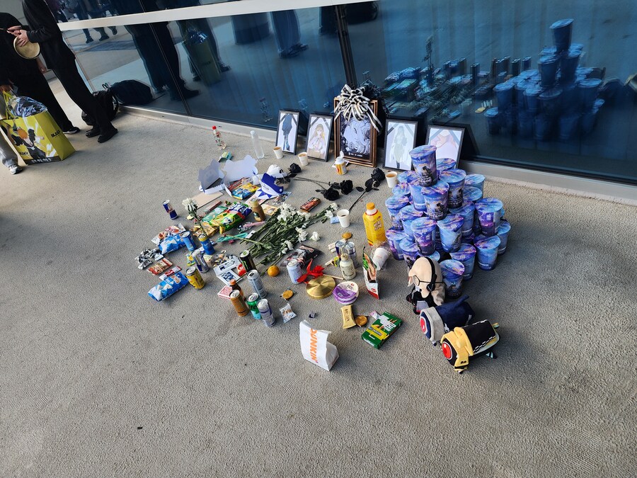 이번 지스타에서 유명했던 추모식 정리 전 마지막 모습_1.jpg