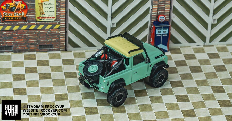 1/64 핫휠엘리트 랜드로버 디펜더90 픽업 민트_27.png