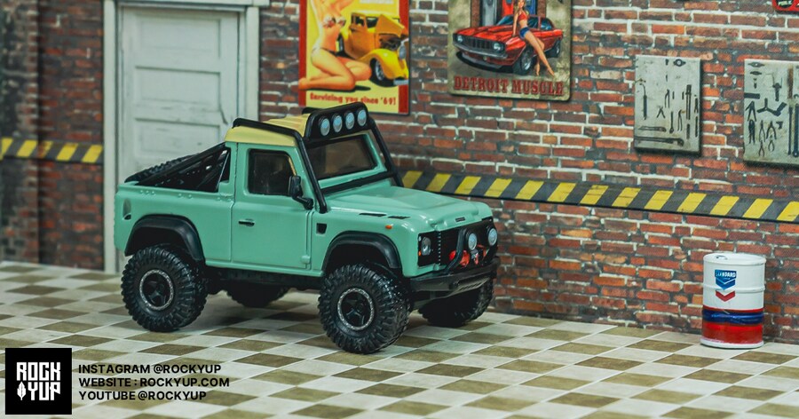 1/64 핫휠엘리트 랜드로버 디펜더90 픽업 민트_28.png