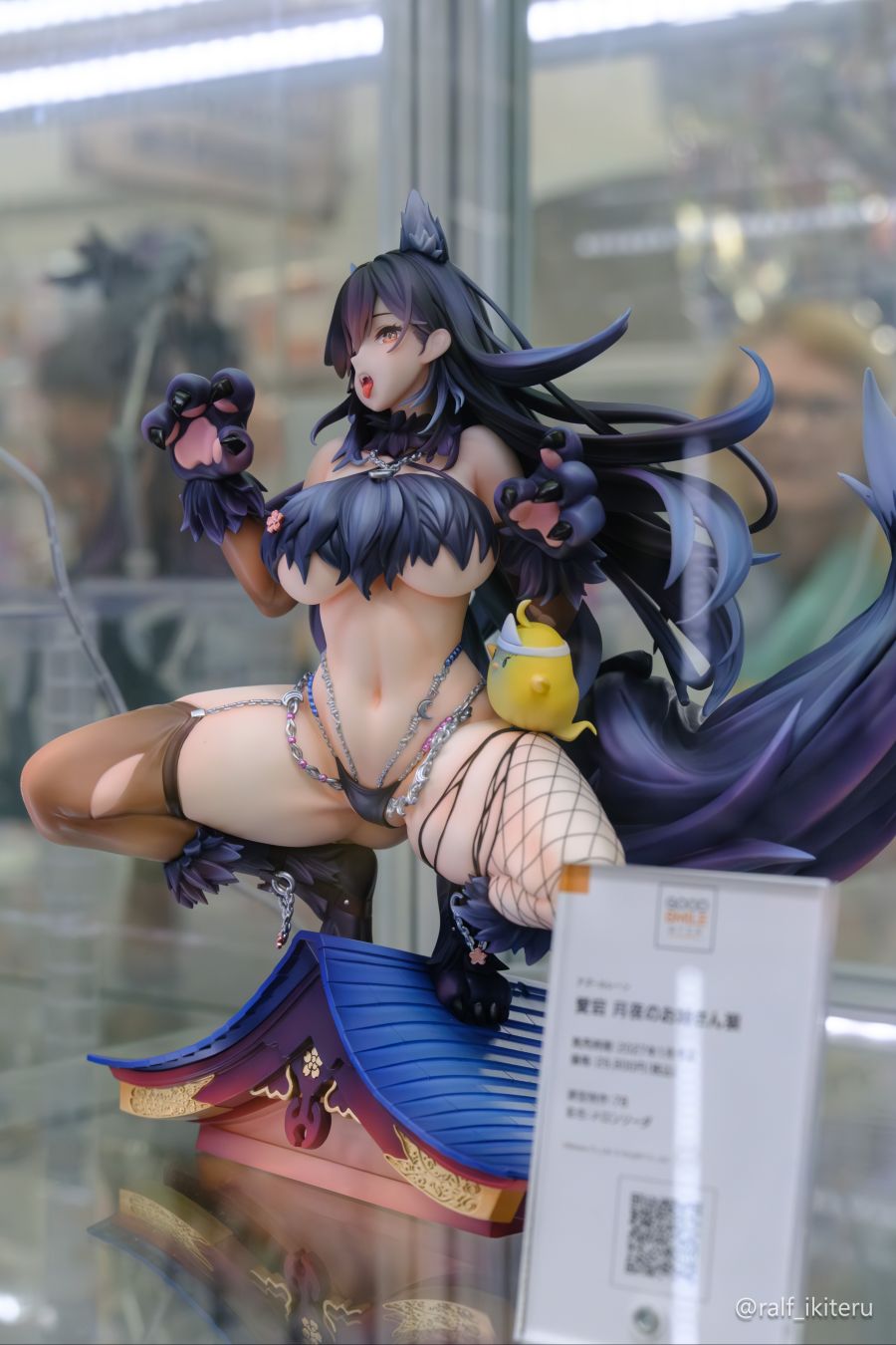 [굿 스마일] 1/7 아주르 레인 - 아타고 달밤의 누나 늑대 전시 사진 2_3.jpg