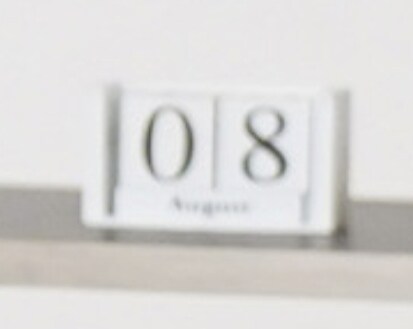 이번 시즌 그리팅 비하인드 사진의 숨은 디테일들_4.jpg