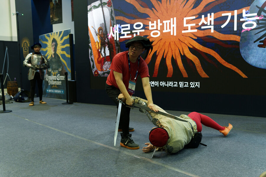 지스타)(스압) 킹덤컴2 arma korea 중세 무술 시연_15.jpg