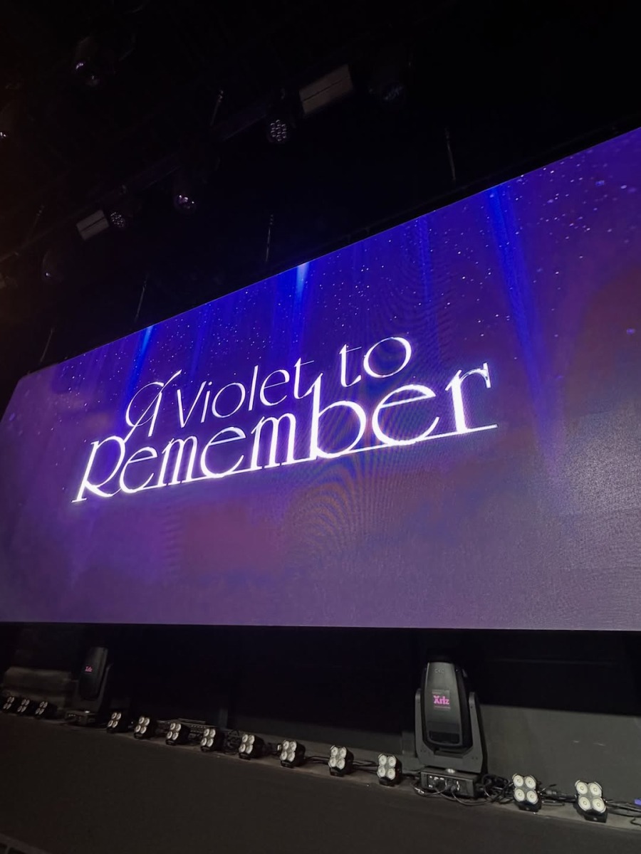 안녕하세요, 퍼플키스 이레입니다.저희 퍼플키스의 활동을 콘서트를 마지막으로 마무리하게 되었습니다.5년에 가까운 시간 동안 많은 분들께 사랑받을 수 있어 정말 감사하고 행복했 (1).jpg