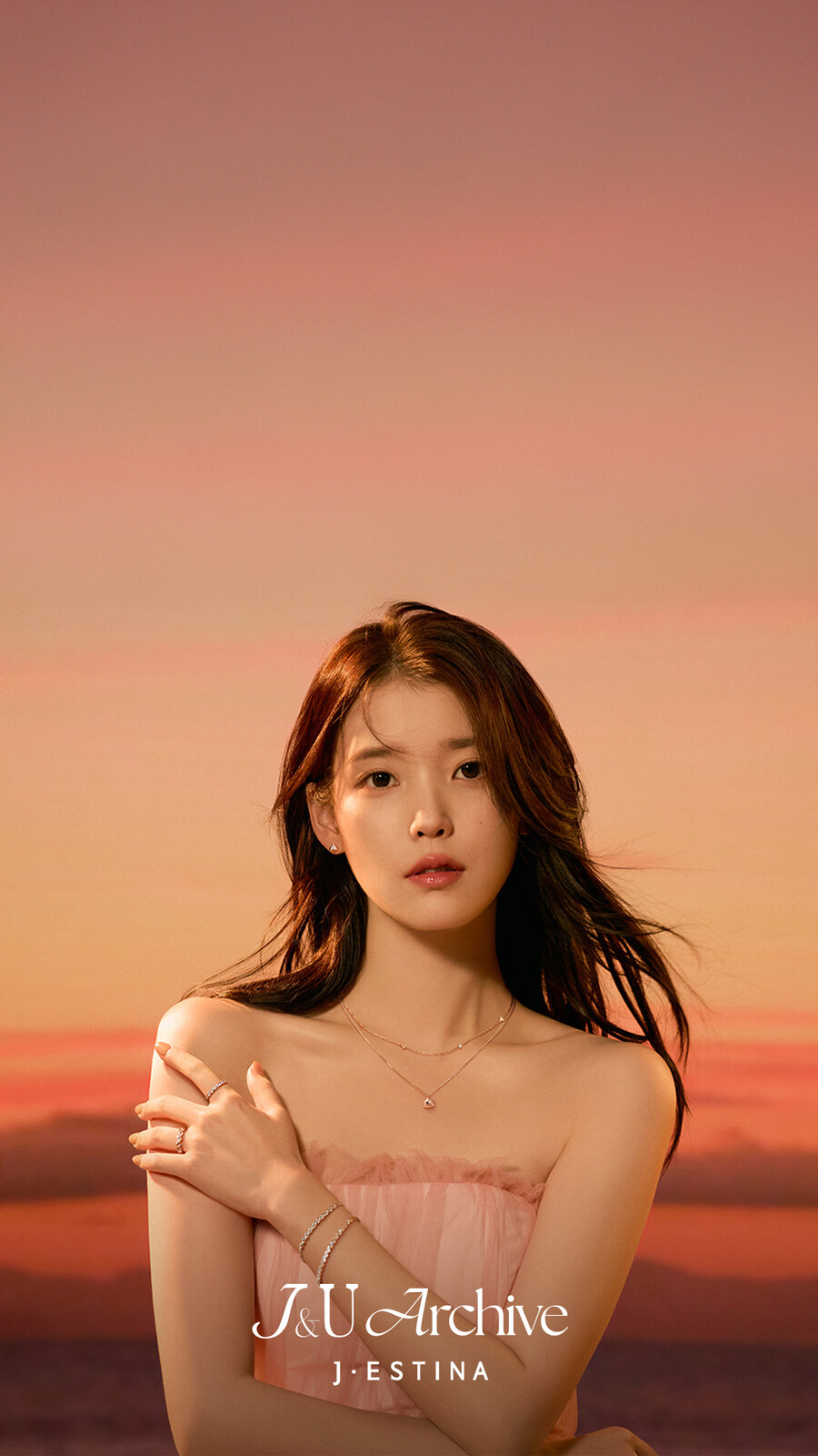 제이에스티나, 아이유 아카이브 2019 - 2025_14.jpg